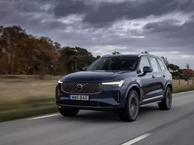 Volvo XC90: A Premier Leasing Option in February