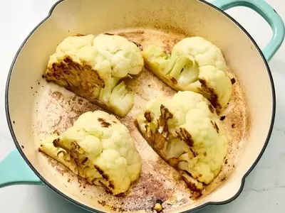 Garlic Parmesan Melting Cauliflower