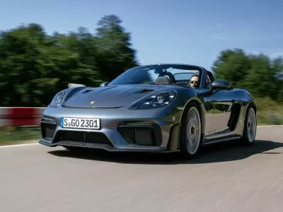 Porsche Halts 718 Cayman/Boxster Orders Amid EV Strategy Review