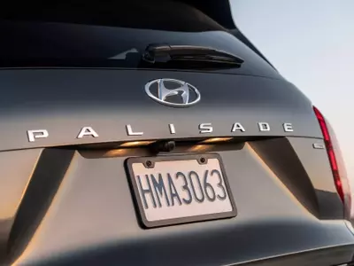 Lawsuit Targets Hyundai Over Palisade Airbag Recall Handling