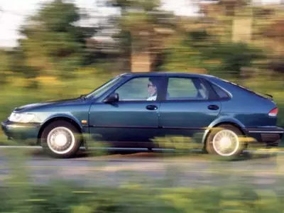 A Look Back at the Distinctive 1994 Saab 900SE