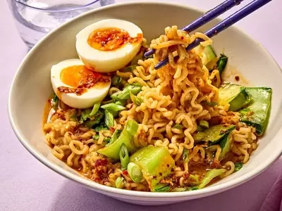 Quick and Flavorful Miso Butter Ramen: A 15-Minute Delight