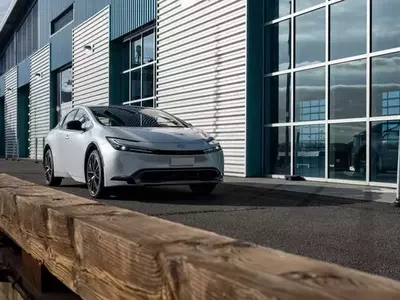 Hybrid Cars: Reliability, Efficiency, and Longevity