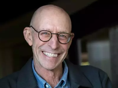 Michael Pollan on AI and the Enigma of Consciousness