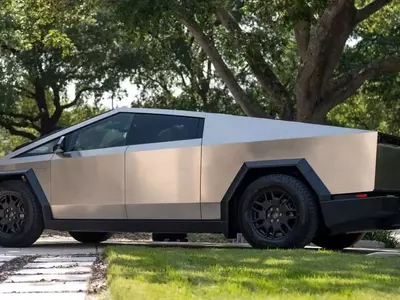 Tesla Cybertruck's Temporary Price Reduction: A Strategic Move?