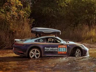 Brazilian Family Conquers Rally dos Sertões in a Porsche 911 Dakar