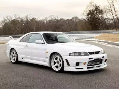 Rare Nissan Nismo 400R Predicted to Exceed $1 Million at Auction