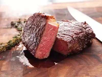 The Ultimate Guide to Achieving a Perfect Steak Crust: Debunking the Foil Tent Myth