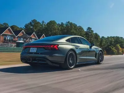 Audi RS e-tron GT Shines at Lightning Lap 2026