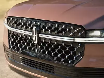Lincoln to Launch a Luxury Off-Road SUV Based on Ford Bronco