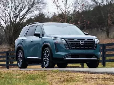 Nissan's Dual Strategy: Unibody and Body-on-Frame Pathfinders