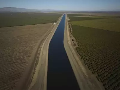 California Farmers Turn to Solar Energy Amid Water Scarcity