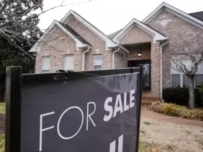 US Mortgage Rates Dip Below 6% for the First Time in Years