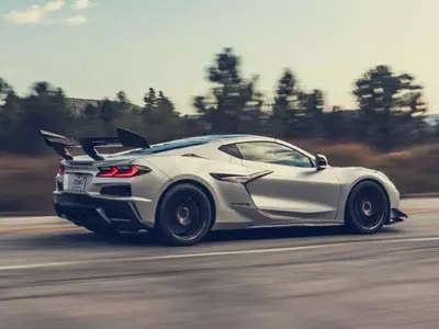 2026 Chevrolet Corvette ZR1X: Unbridled Power and Engineering Excellence