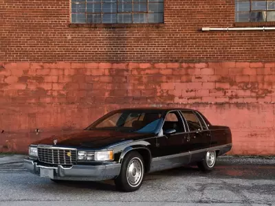 The Allure of the 1994 Cadillac Fleetwood: A Blend of Classic Elegance and Potent Performance