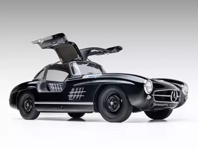 1956 Mercedes-Benz 300SL Gullwing: A Classic Car's Pricy Upkeep and Auction Debut