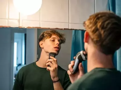 Understanding "Looksmaxxing": A Dangerous Trend for Teen Boys