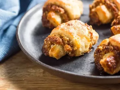 Mastering Classic Rugelach: A Guide to Flavorful & Flaky Cookies