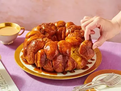 Crafting the Perfect Monkey Bread: A Sweet, Shareable Delight