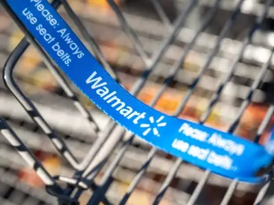 Walmart's 'Powerful and Efficient' $200 Gas Chainsaw Now 45% Off