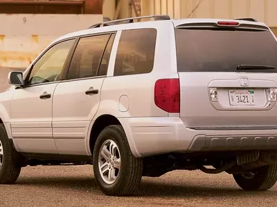 A Closer Look at the 2003 Honda Pilot EX