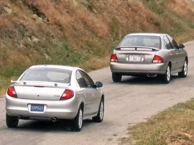 2001 Dodge Neon R/T vs. 2000 Nissan Sentra SE: A Compact Sport Sedan Showdown