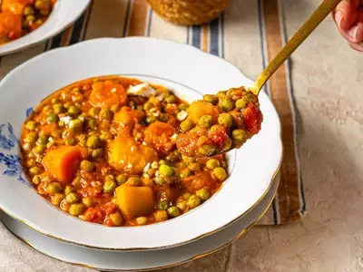 Arakas: A Greek Pea, Potato, and Carrot Stew