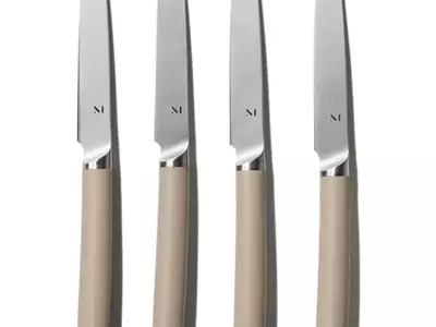 The Ultimate Guide to Selecting and Maintaining Steak Knives for Optimal Culinary Performance