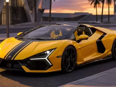 Lamborghini Delays First Electric Supercar Beyond 2030, Focuses on New Hybrid Models