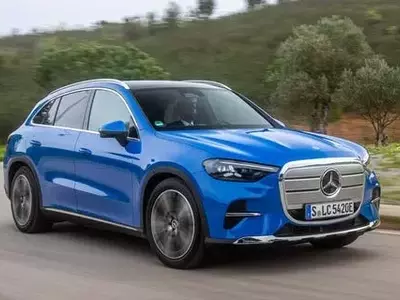 First Look: The 2027 Mercedes-Benz GLC EV