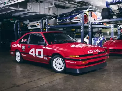 Acura Celebrates 40th Anniversary with Reimagined Integra Race Car