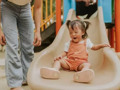 Understanding Panda Parenting: Nurturing Independent Children with Trust and Empathy