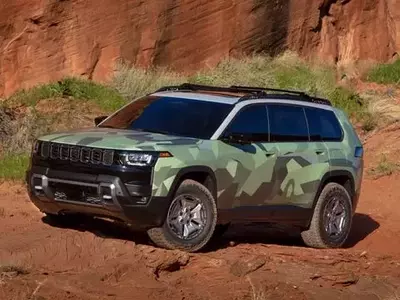 Jeep Unveils New Off-Road Concepts: The Cherokee Upland and Recon Overwatch