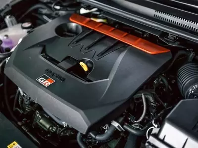 Toyota Advocates for Continued Gasoline Car Production Amidst Global EV Transition