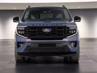 Ford Expedition Celebrates 30 Years with Special Anniversary Package