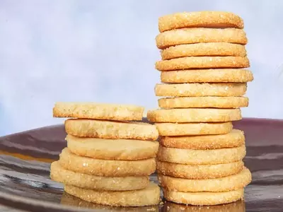 Mastering French Sablé Cookies for Holiday Baking