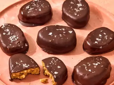 Delectable Chocolate Peanut Butter Easter Eggs Recipe