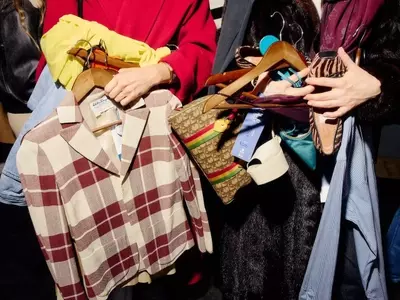The Art of Decluttering: A Guide to Streamlining Your Wardrobe