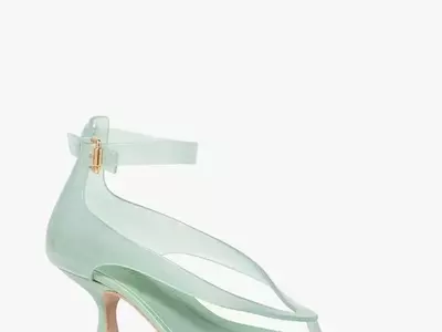 Spring 2026: The Rise of Mint Green Footwear