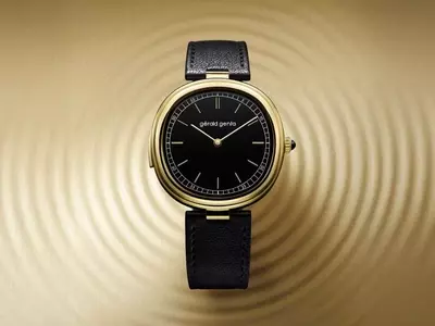 John Mulaney Showcases Rare Gérald Genta Minute Repeater at Premiere