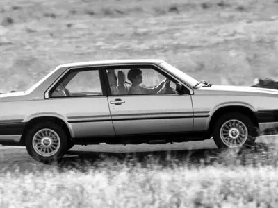 A Retrospective Look at the 1987 Volvo 780: A Luxurious Coupé Reimagined
