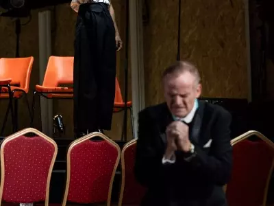 Hiran Abeysekera on Bringing His Electrifying Hamlet to New York