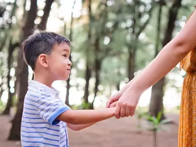 Mastering the 'Yes' and 'No' in Parenting: A Guide to Balance and Effective Communication