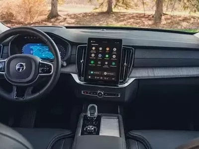 2026 Volvo XC90 B6 AWD Ultra: A Comprehensive Interior Overview