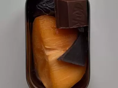 The Mindful Snacking Movement: How a Tiny Tin Can Transform Your Well-being