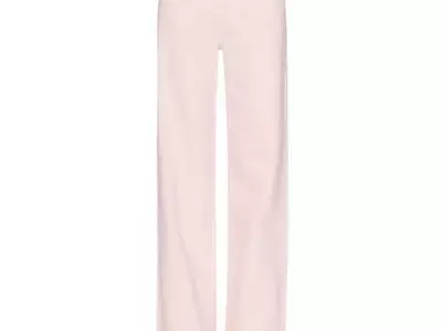 The Enduring Appeal of Pink Jeans: Style Guide & Top Picks