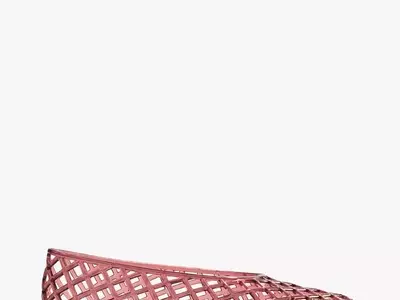 The Resurgence of Jelly Sandals: A Summer Footwear Essential
