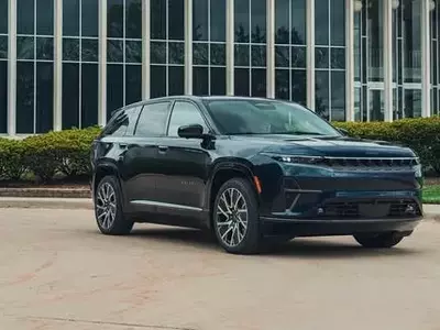 Jeep Wagoneer S Electric SUV Faces Temporary Halt in Production, Set for 2027 Return with NACS Compatibility