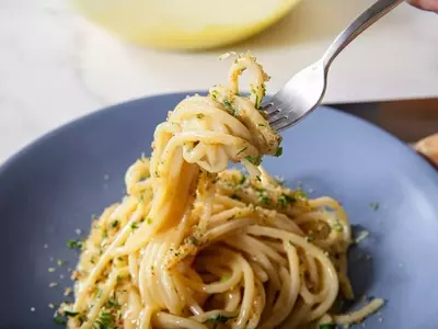 The Art of Seasoning: Mastering the "Taste Test" in Cooking