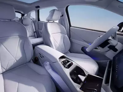 BMW Unveils Enhanced iX3 Long Wheelbase with Premium Interior for China Market